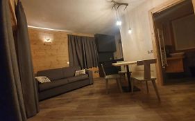 Chrys Chalet